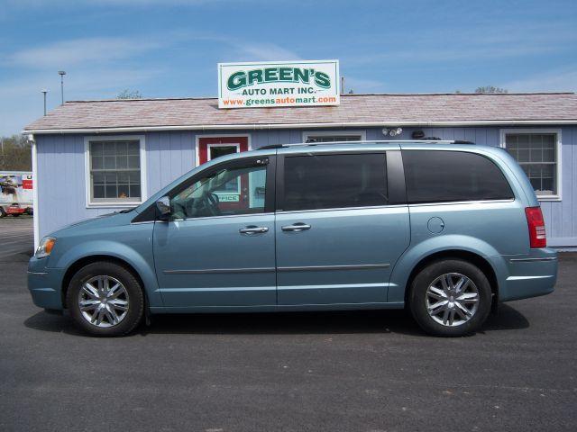 2009 Chrysler Town and Country for sale