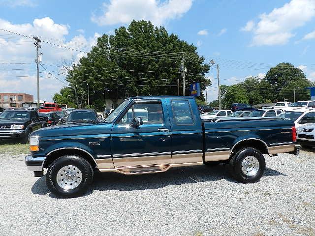 1995 Ford F150 for sale