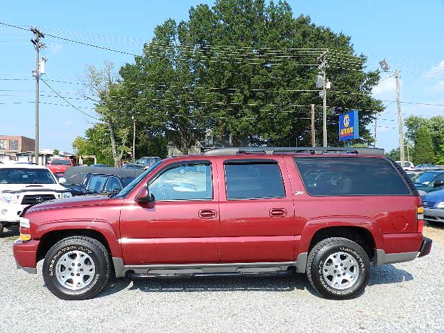 2004 Chevrolet Suburban for sale