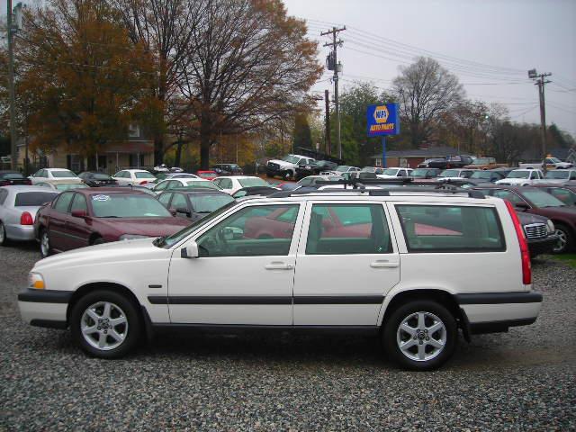 1998 Volvo V70 for sale