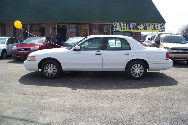 2003 Ford Crown Victoria for sale