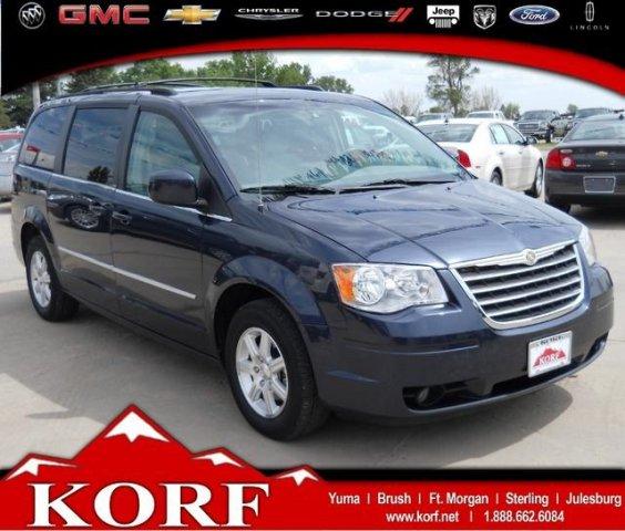 2009 Chrysler Town & Country for sale