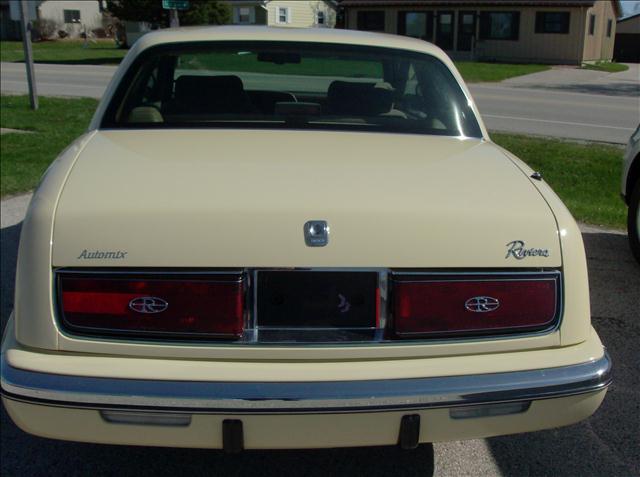 1992 Buick Riviera for sale