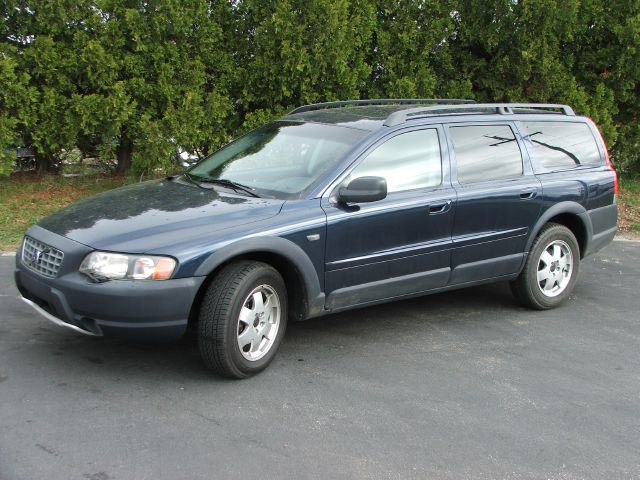 2002 Volvo V70 XC for sale