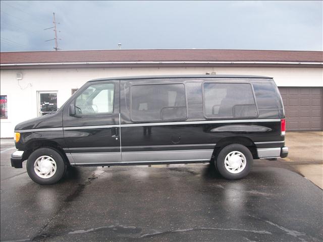 2000 Ford Econoline for sale