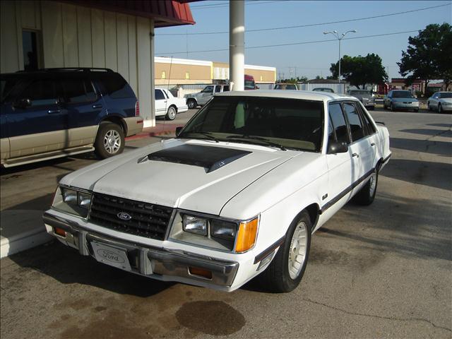 Used Ford Ltd 1985