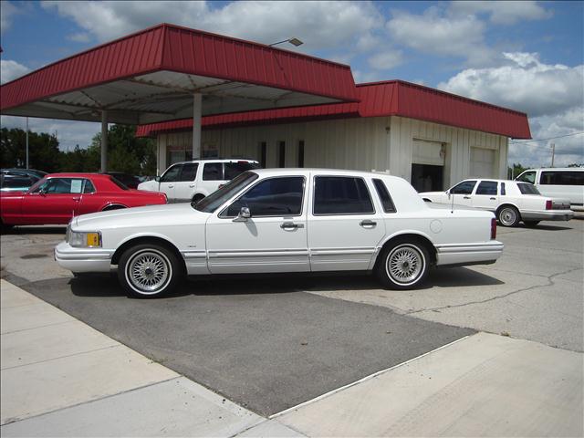 1993 Lincoln Town Car for sale