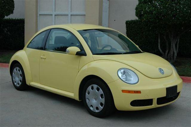 2010 Volkswagen New Beetle for sale