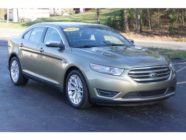 2013 Ford Taurus
