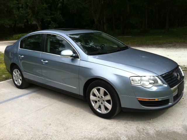 2006 Volkswagen Passat - Gainesville, FL