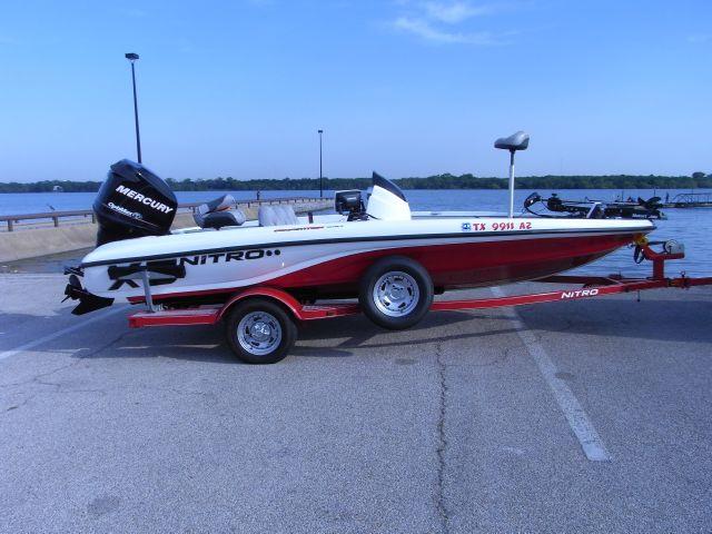 2009 Tracker Nitro X5 SC
