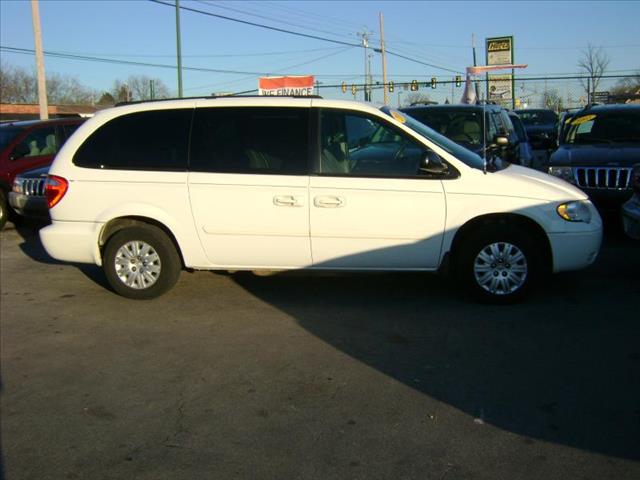 2005 Chrysler Town & Country LWB LX For Sale In Lebanon TN - Cars ...