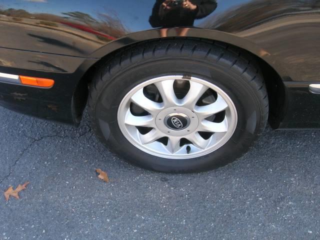 2005 Kia Amanti