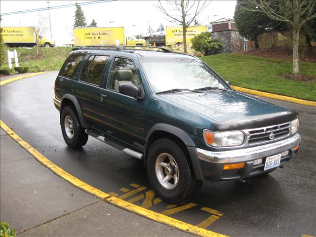 1996 Nissan Pathfinder for sale