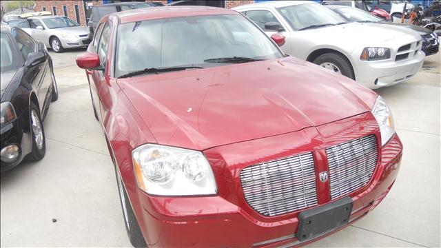 2005 Dodge Magnum for sale