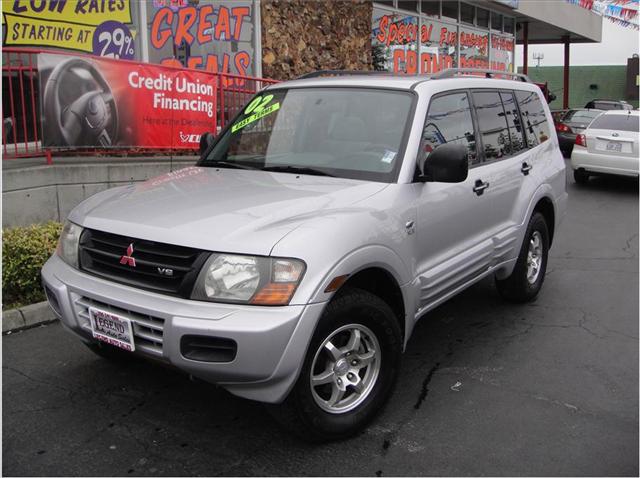 2001 Mitsubishi Montero for sale
