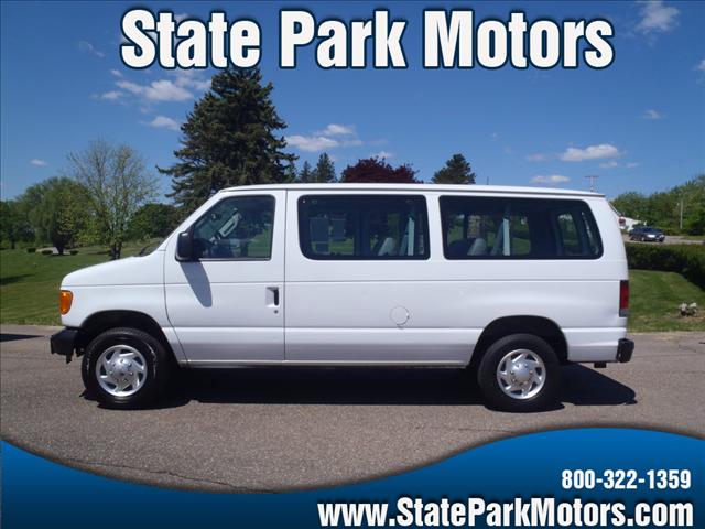 2007 Ford Econoline Wagon for sale