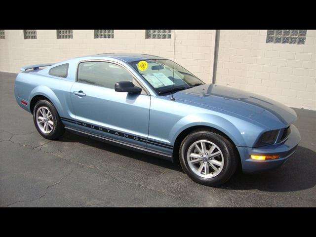 2005 Ford Mustang for sale