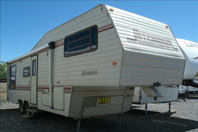 1986 Nu-Wa Hitchhiker
