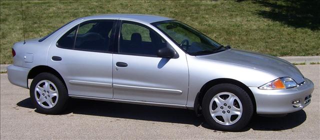 chevy cavalier 2002 4 door images amp pictures becuo chevy cavalier 2002 4 door images amp pictures becuo