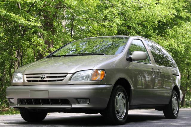 2001 Toyota Sienna for sale