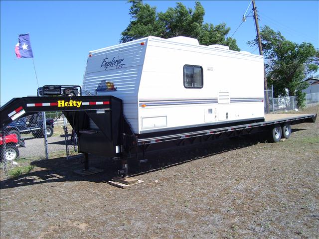 2010 Hefty 38 foot deck for sale