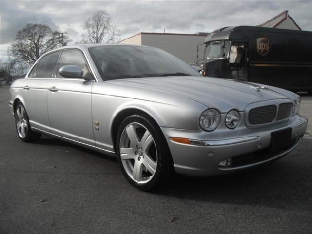 2006 Jaguar XJR for sale