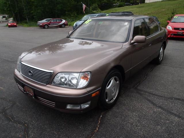 1998 Lexus LS 400