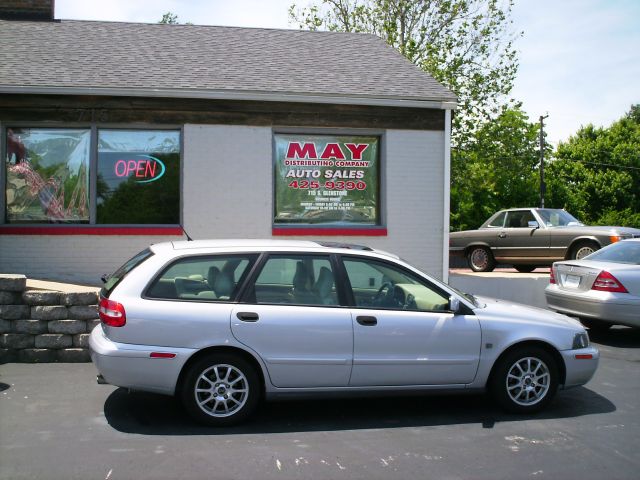 2004 Volvo V40 for sale