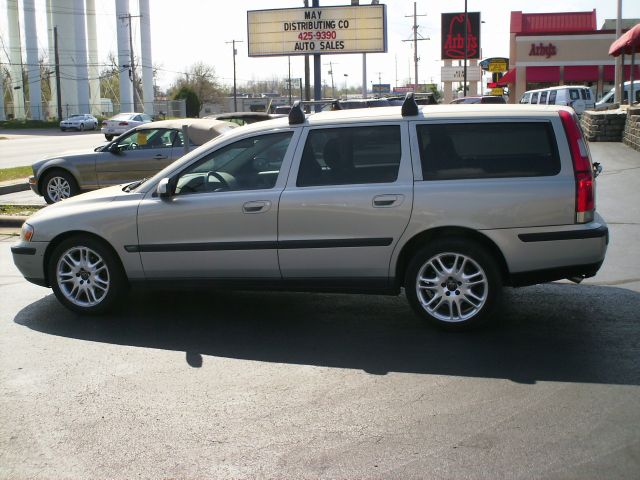 2001 Volvo V70 for sale