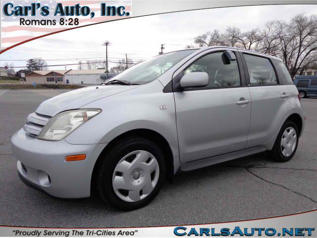 2005 SCION XA silver here at carls auto inc we strive to bring you the best selection at the bes