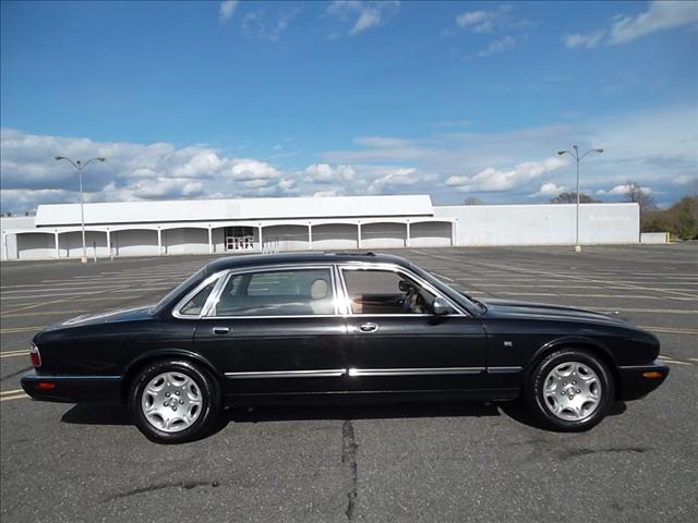 2001 Jaguar XJ8 for sale