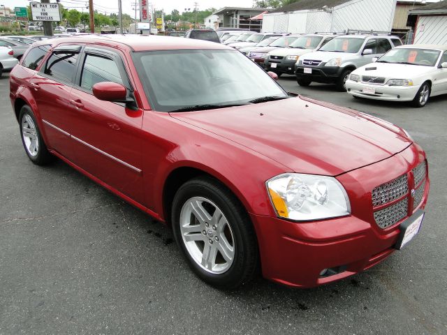 2006 Dodge Magnum for sale