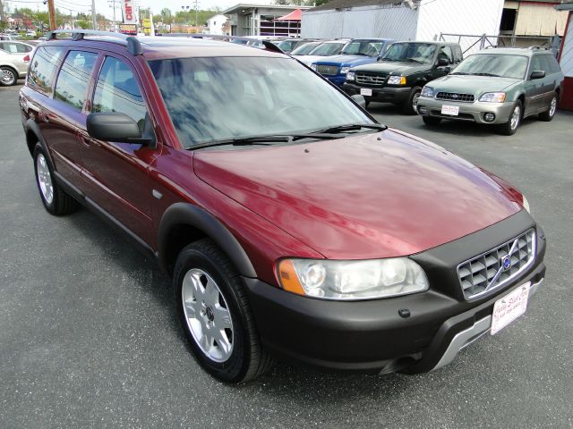 2005 Volvo XC70 for sale