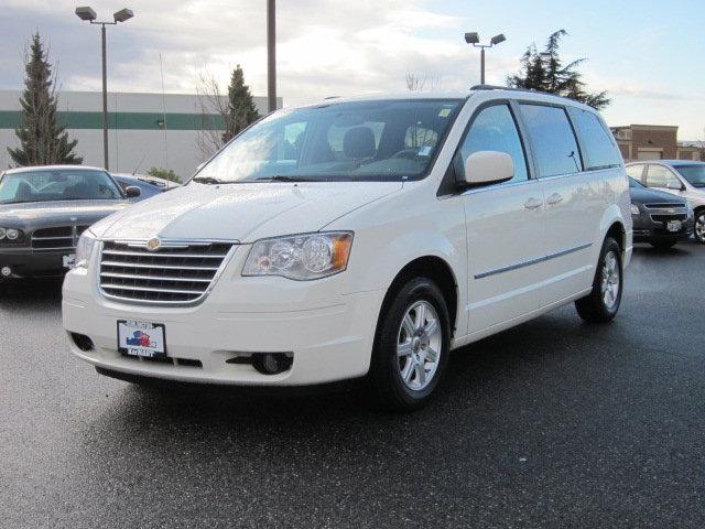2010 Chrysler Town & Country for sale