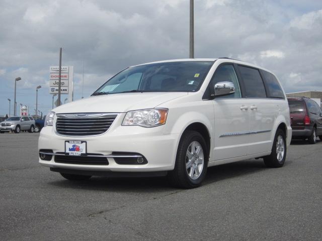 2011 Chrysler Town & Country for sale
