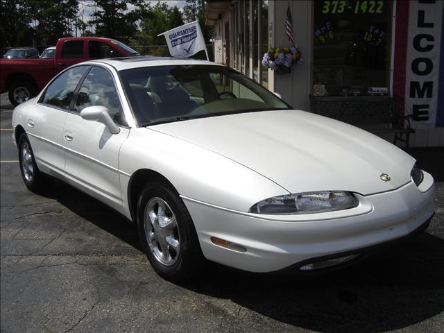 1999 Oldsmobile Aurora for sale