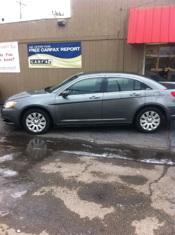 2012 Chrysler 200