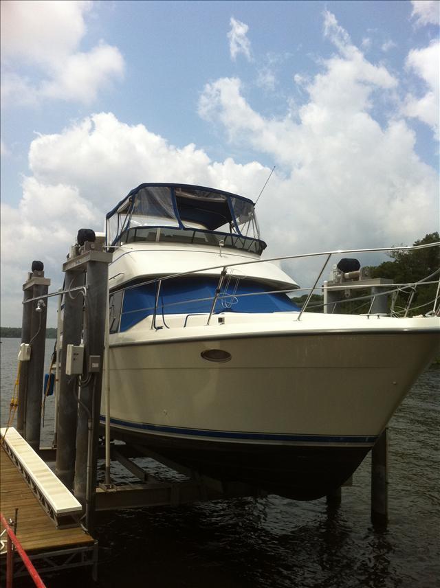 1995 CARVER AFT CABIN