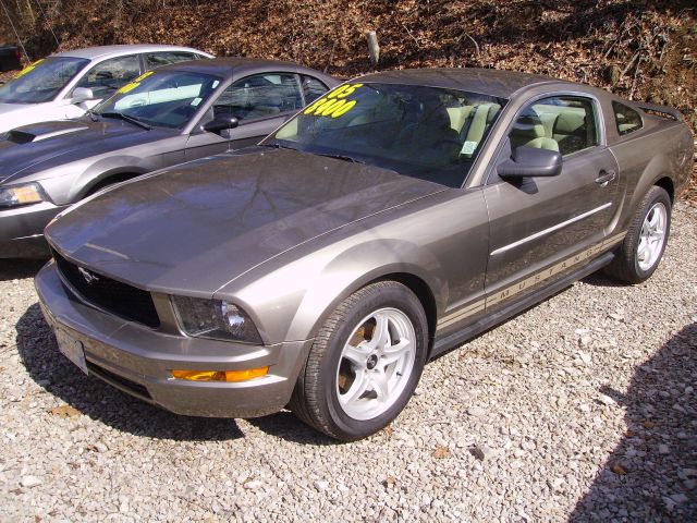 2005 Ford Mustang