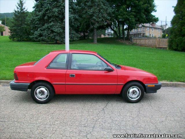 1992 Plymouth Sundance America 2-Door 4-Cylinder Red ...
