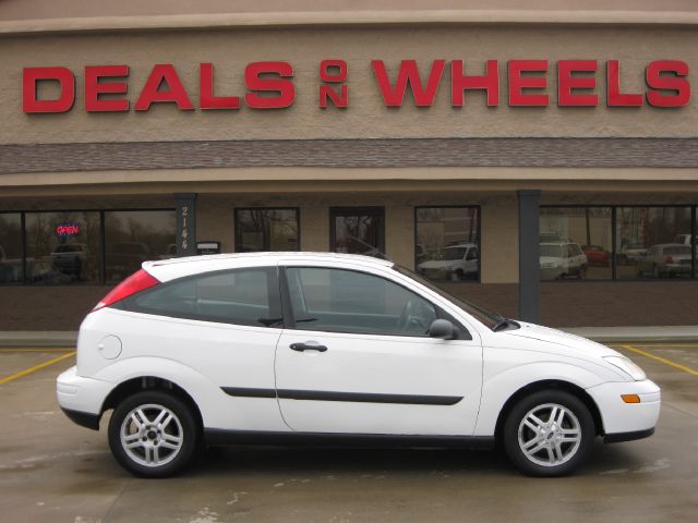 2000 Ford Focus for sale