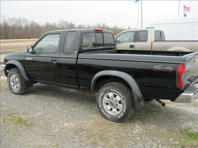 2000 Nissan Frontier for sale