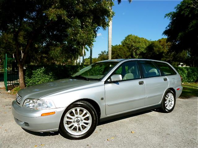 2004 Volvo V40 for sale