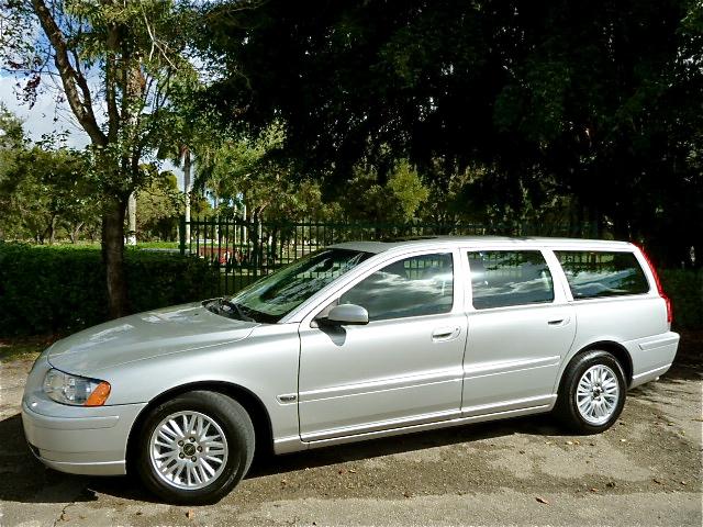 2005 Volvo V70 for sale