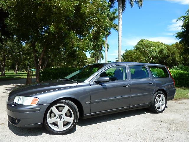 2004 Volvo V70 for sale