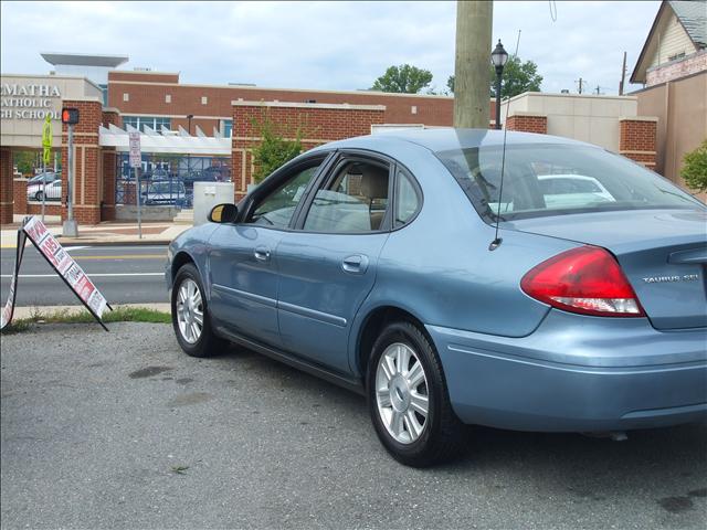 2007 Ford Taurus