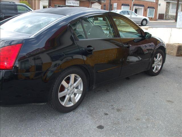 2004 Nissan Maxima