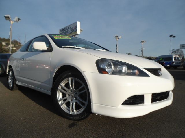 2005 ACURA RSX COUPE WITH 5-SPEED AT AND LEAT white this is one sweet acura rsx  this thing is f