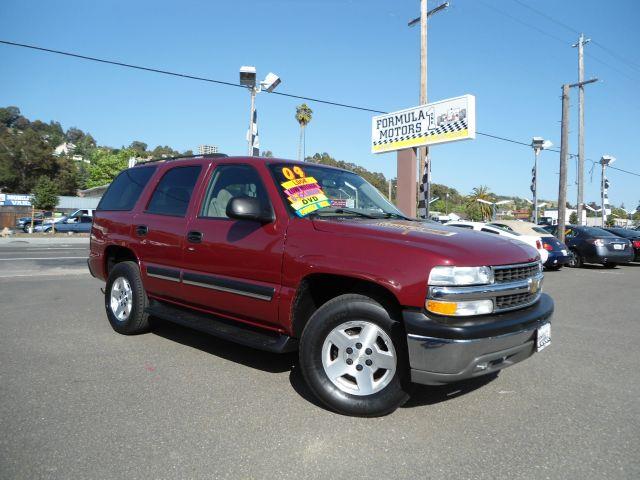 2004 CHEVROLET TAHOE BASE burgundy this 2004 chevrolet tahoe has all power options along  with sea